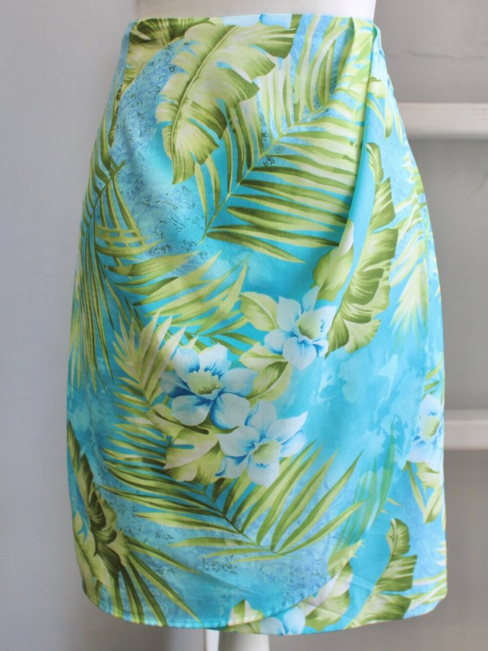 Dress Barn VTG Y2K Blue Green Hawaiian Tropical Leaf Wrap Pencil Skirt sz Medium